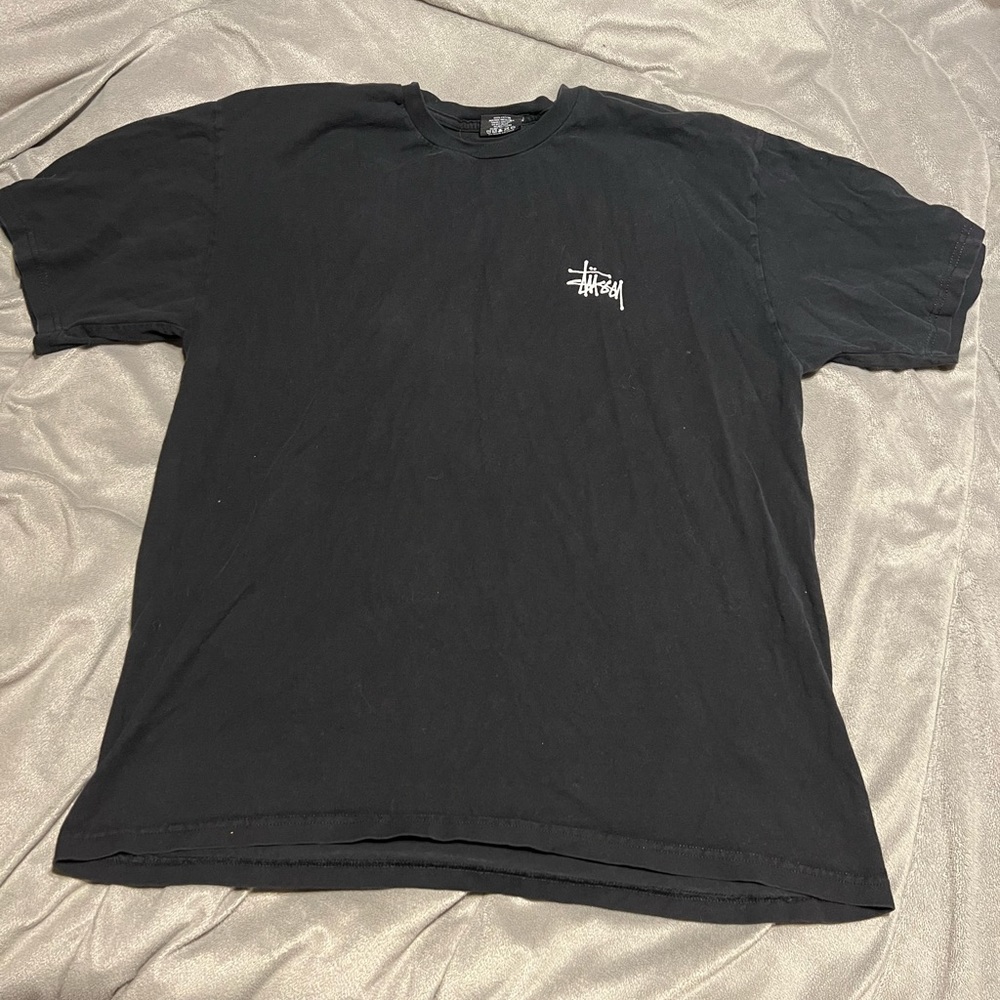 Men’s Stüssy t-shirt